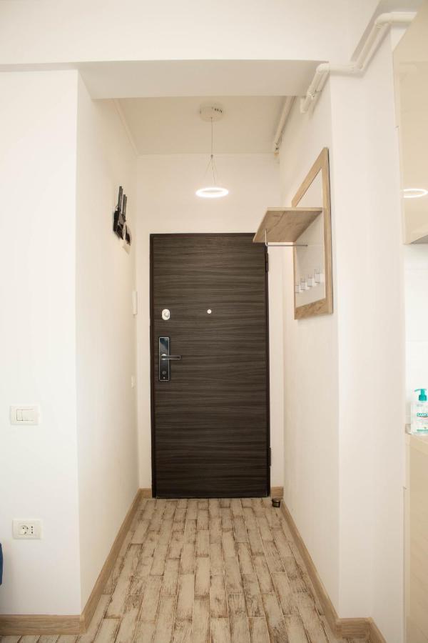Yzza Apartament Năvodari المظهر الخارجي الصورة